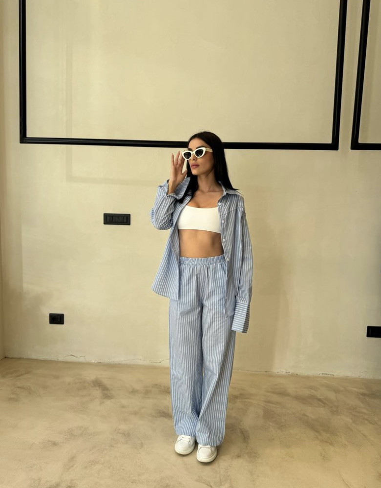 SUIT