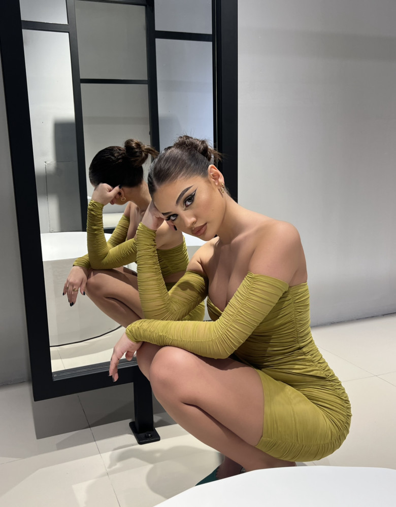 DRESS