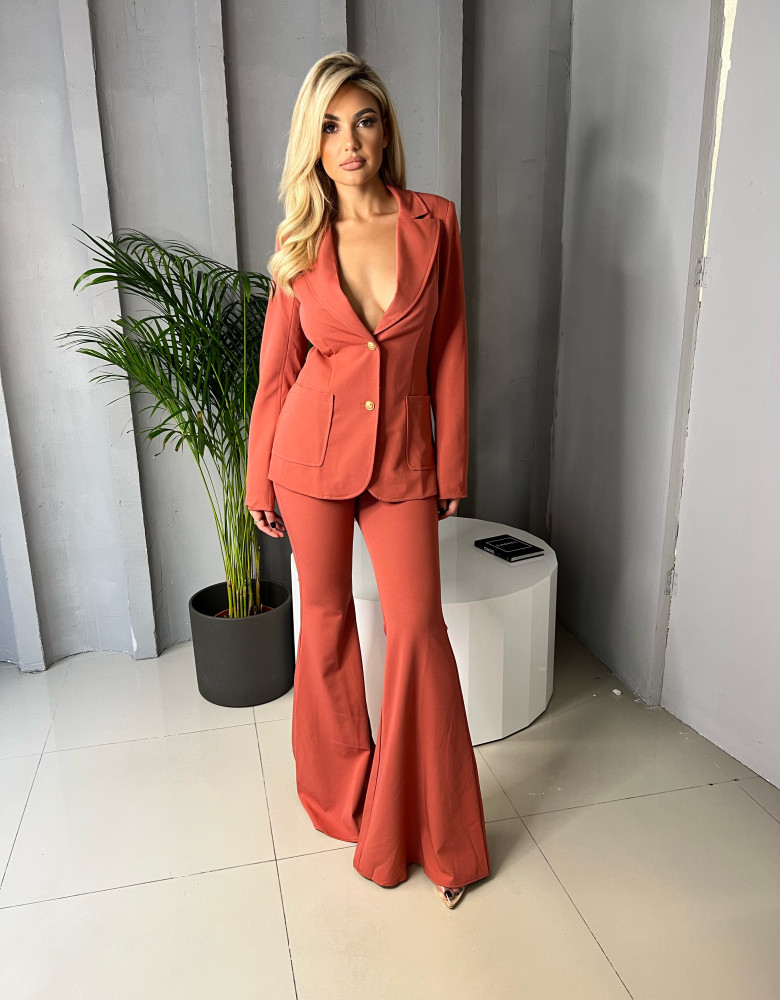 BRIELLE SUIT