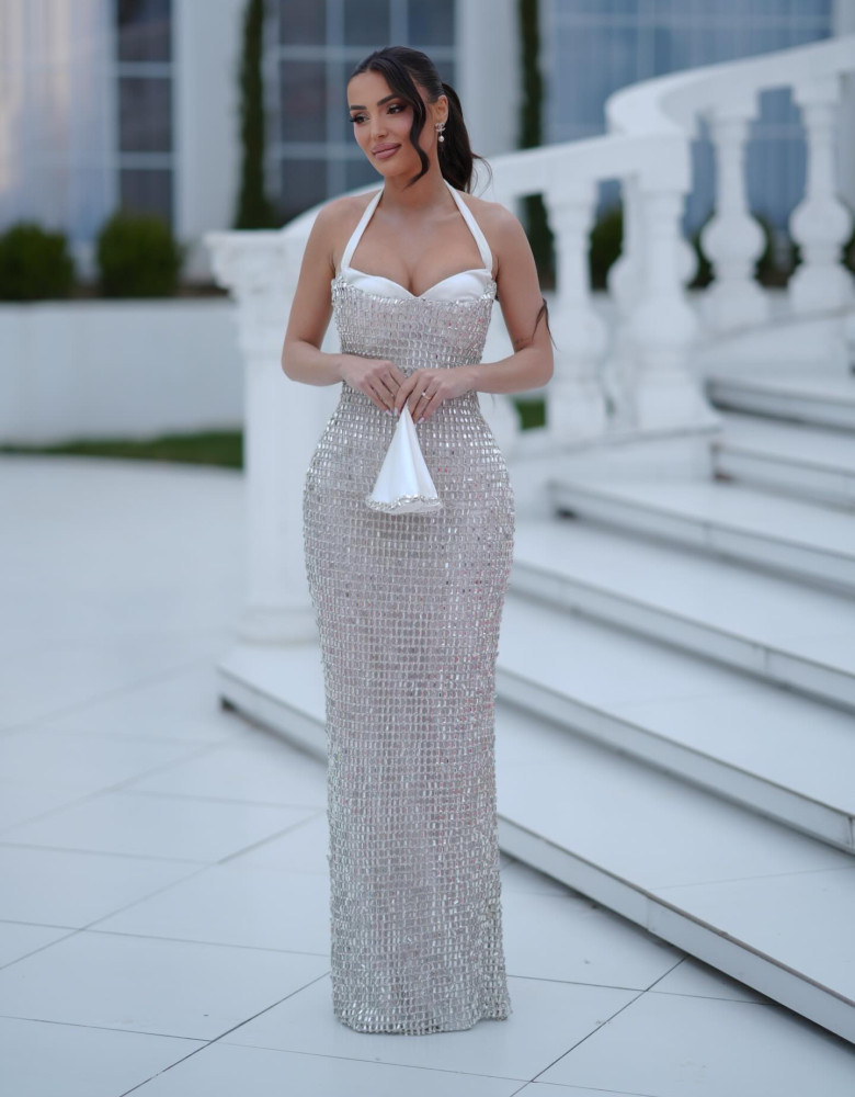 WHITE DRESS WITH GEMS