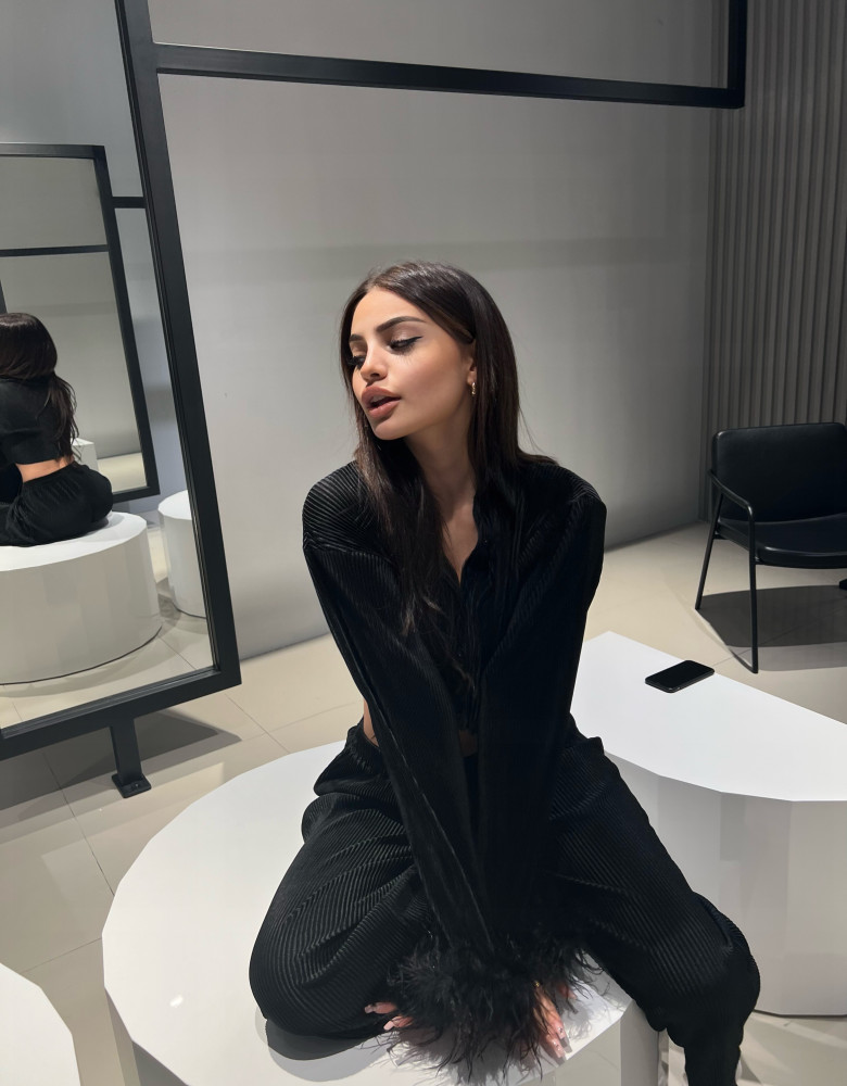 Black Set