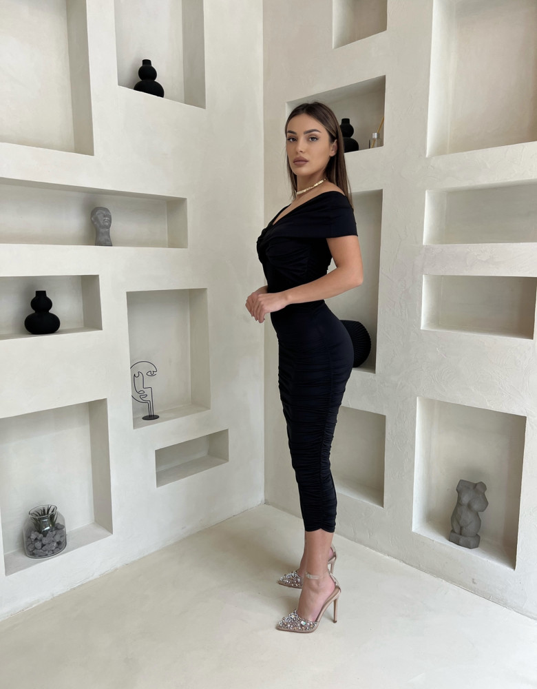BLACK DRESS