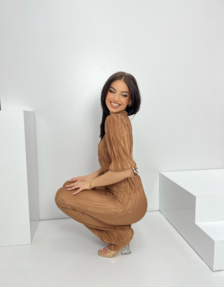 BROWN SET