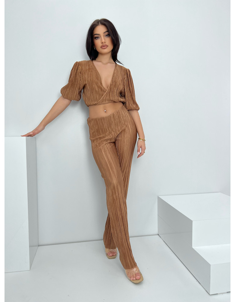 BROWN SET